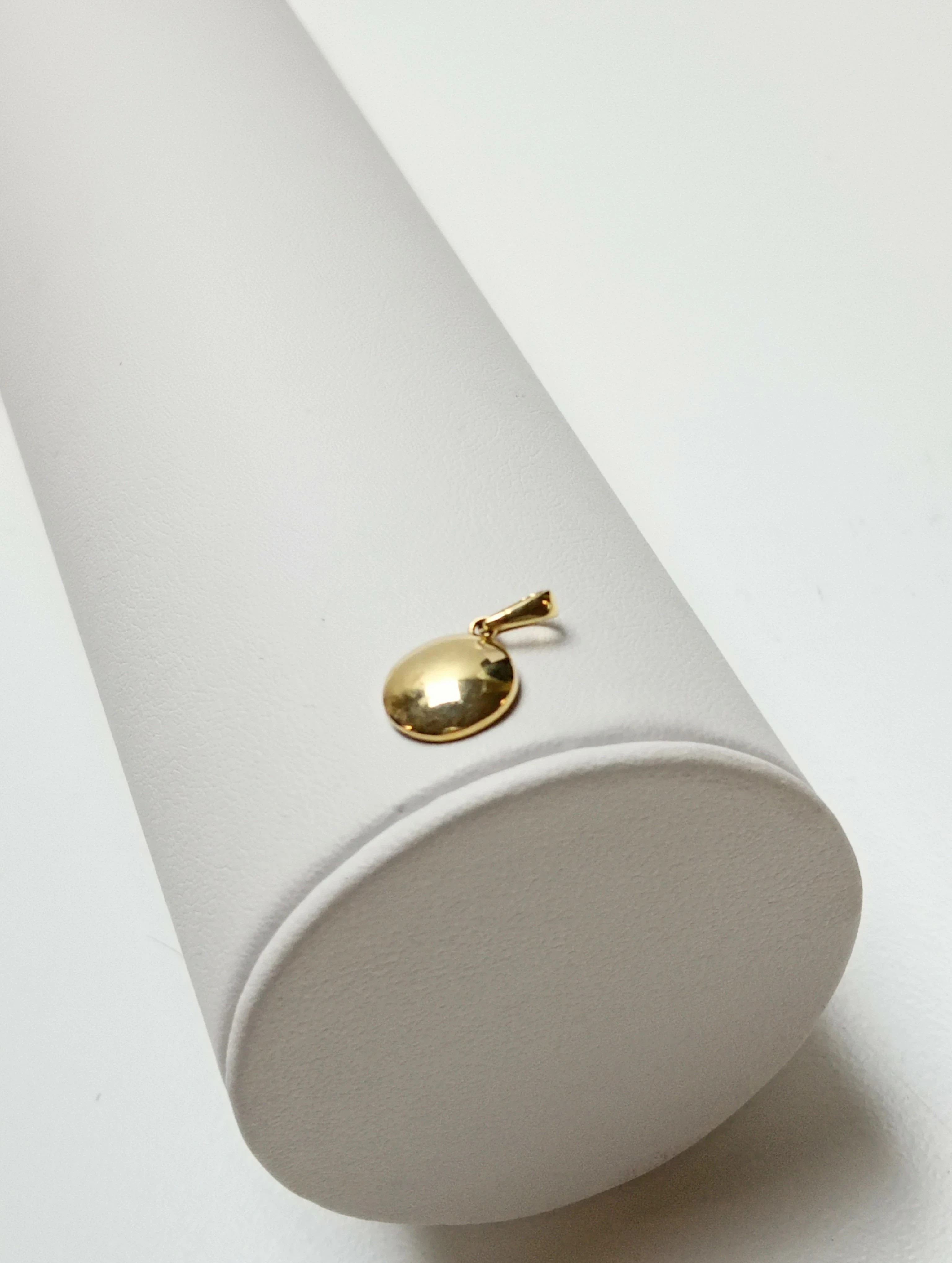 wyrob-jubilerski-uzywany-piekna-zlota-zawieszka-koleczko-073g585p13c-ean-gtin-5907022138870