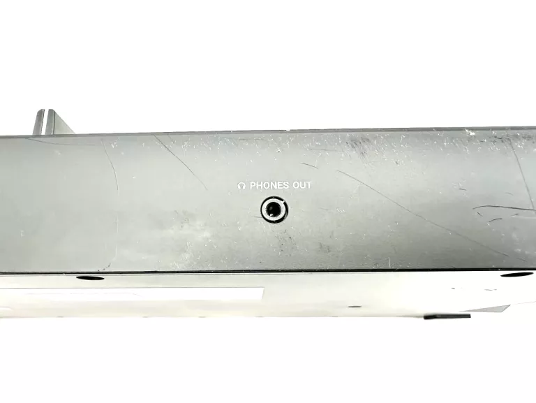 native-instruments-traktor-kontrol-s2-mk3-kontroler-dj-model-traktor-kontrol-s2-mk3