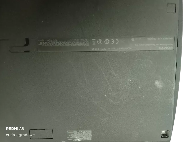 konsola-ps3-2-pady-liczba-kontrolerow-w-zestawie-205994-225554