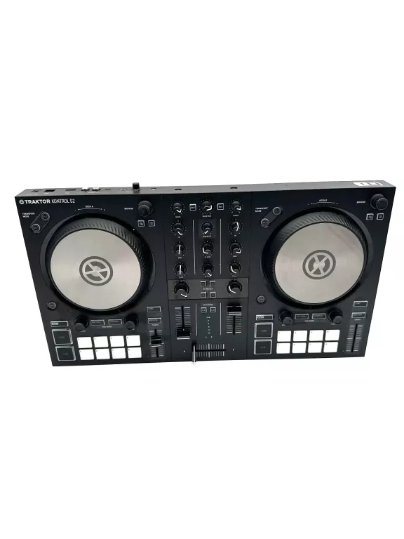native-instruments-traktor-kontrol-s2-mk3-kontroler-dj-obroncow-wybrzeza-2a-gdansk
