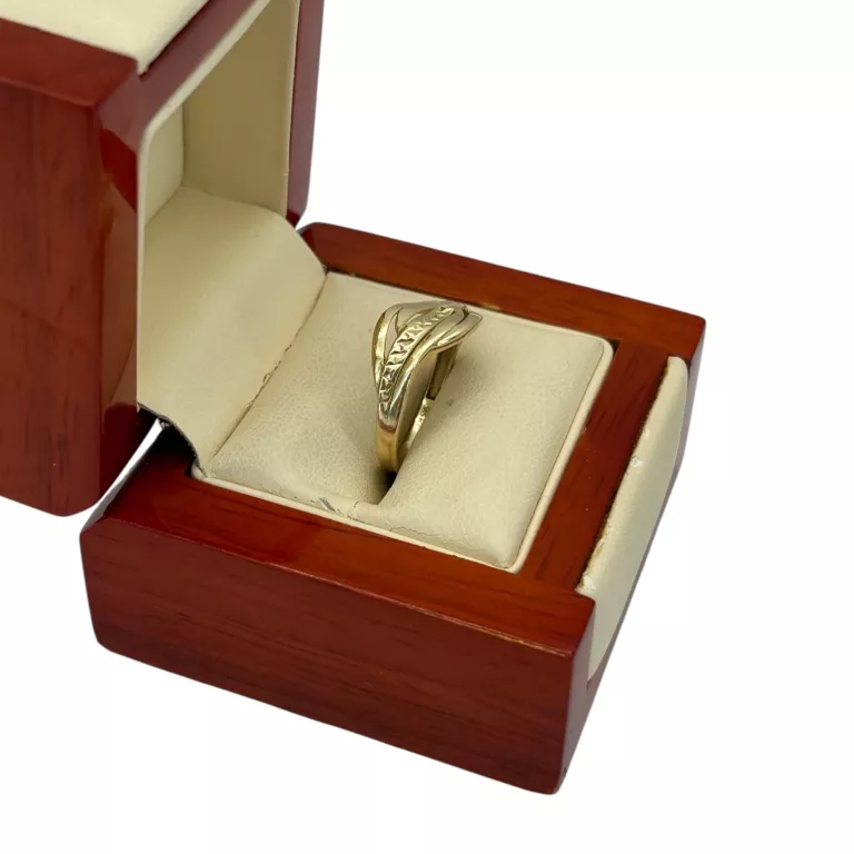 zloty-585-pierscionek-181g-r19-rozmiarsrednica-wew-mm-372-19