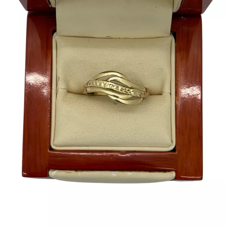 zloty-585-pierscionek-181g-r19-rodzaj-2205-2