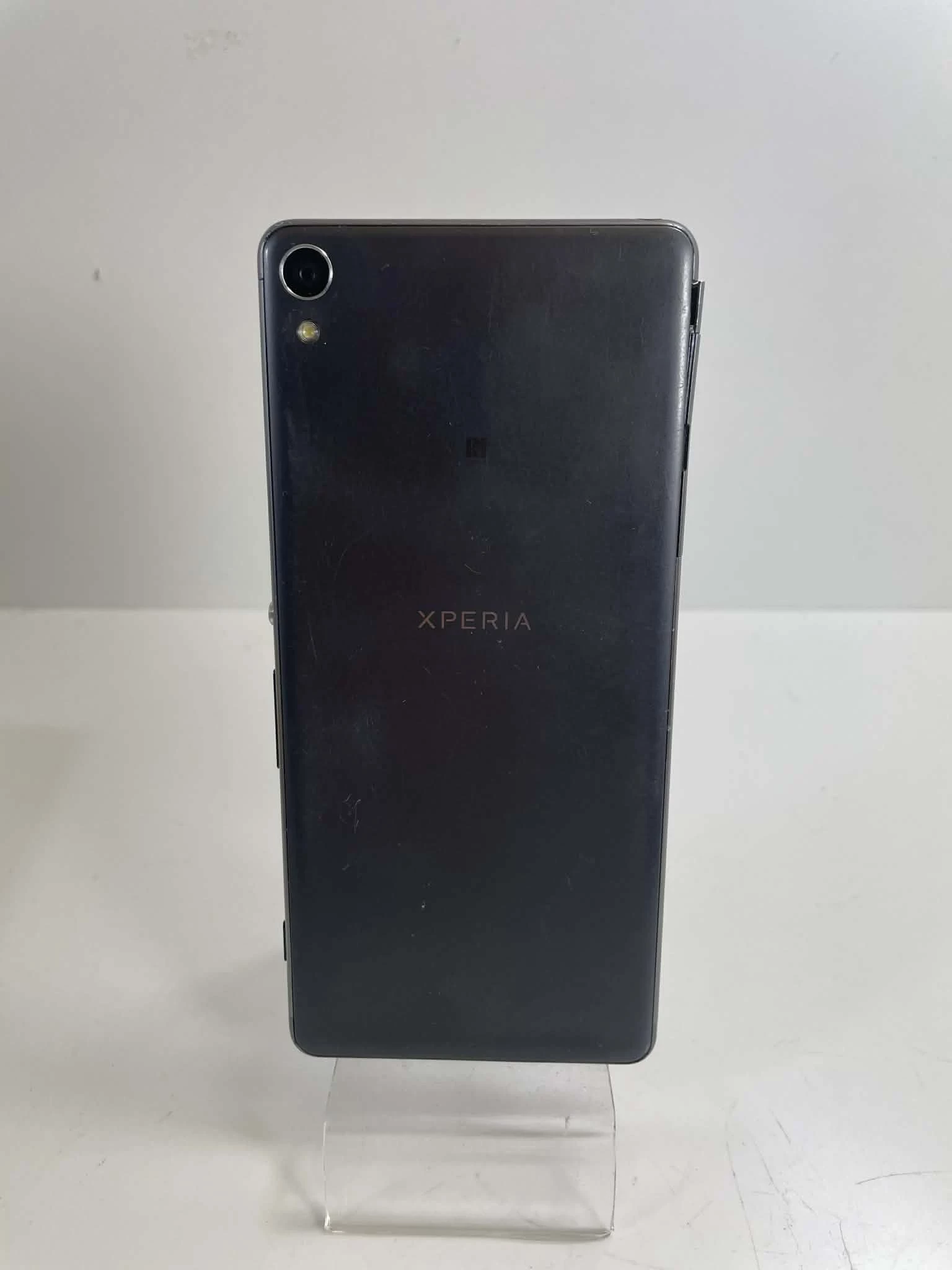 telefon-sony-xperia-f3111-stan-11323-2