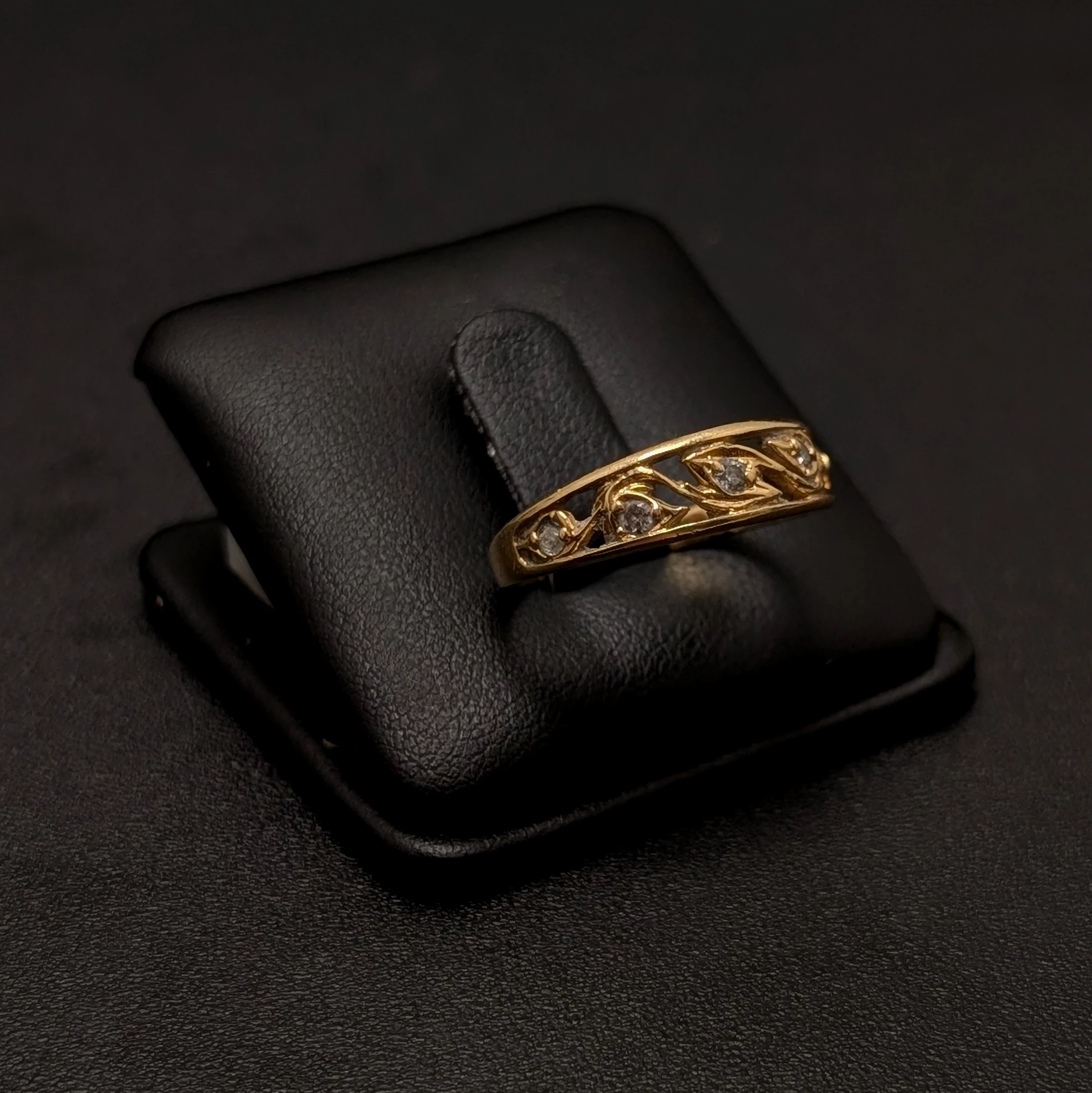 piekny-zloty-pierscionekp585222g-ean-gtin-4363311208746