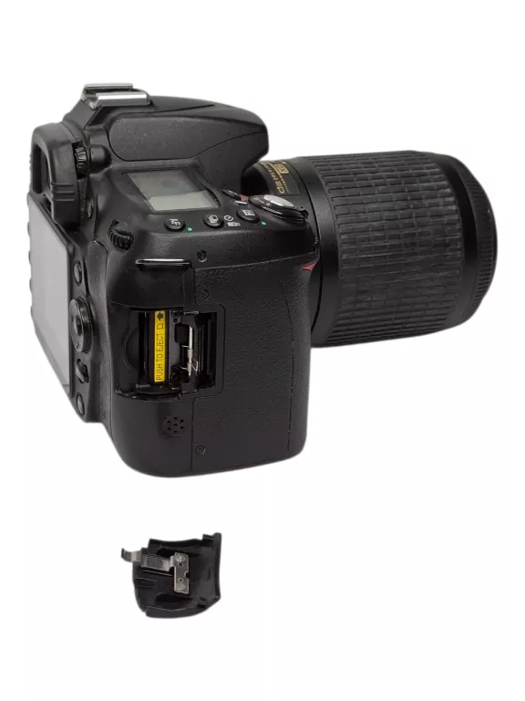 aparat-lustrzanka-nikon-d90-af-s-nikkor-55-200mm-model-d90