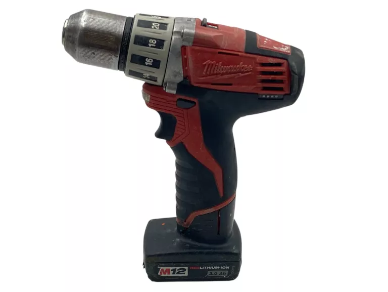 wiertarko-wkretarka-milwaukee-c12-dd-aku-30ah-ladowarka-walizka-napiecie-v-128551-4