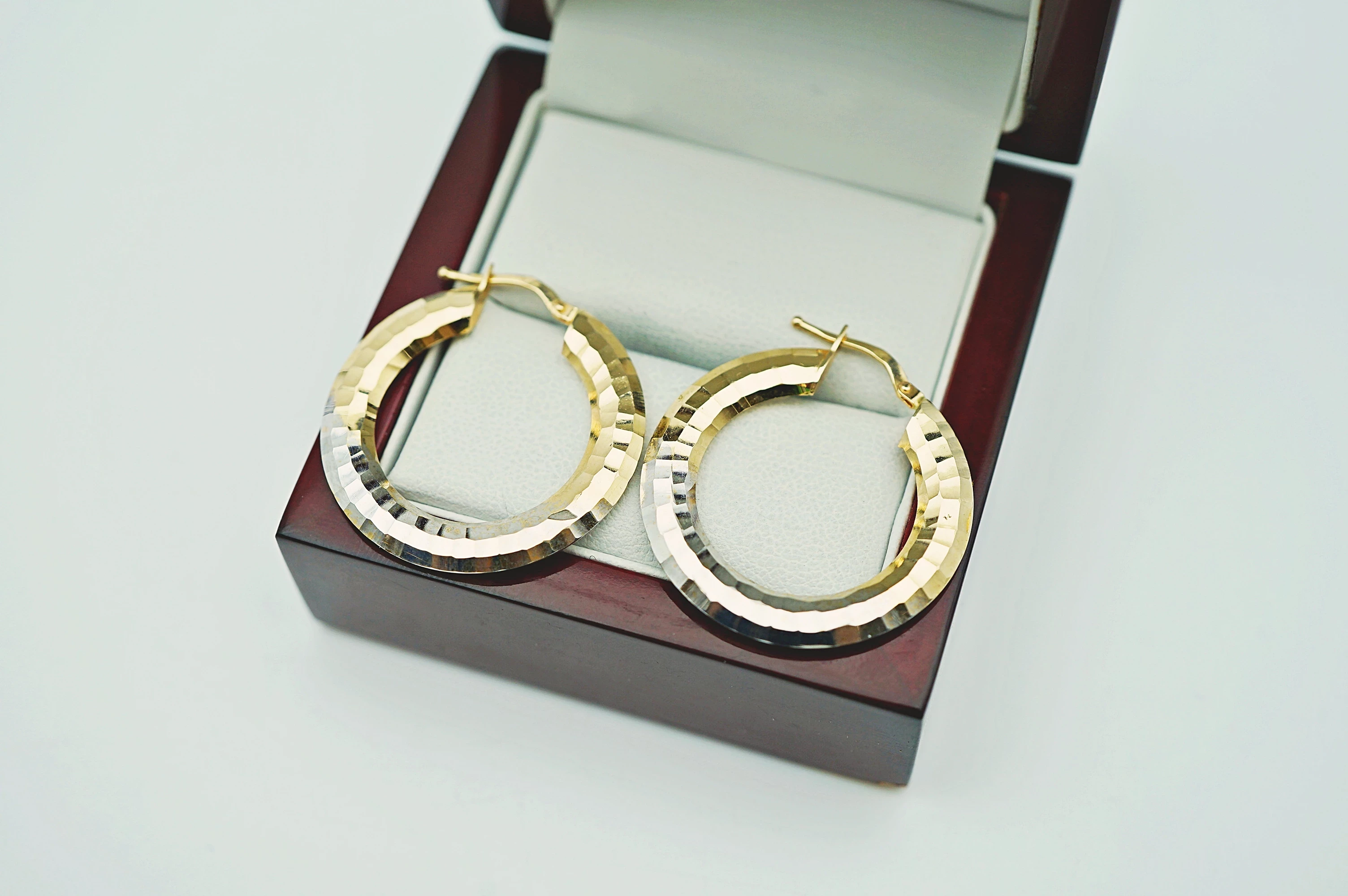 zlote-kolczyki-karbowane-kola-585299gzatrzask-stan-11323-2