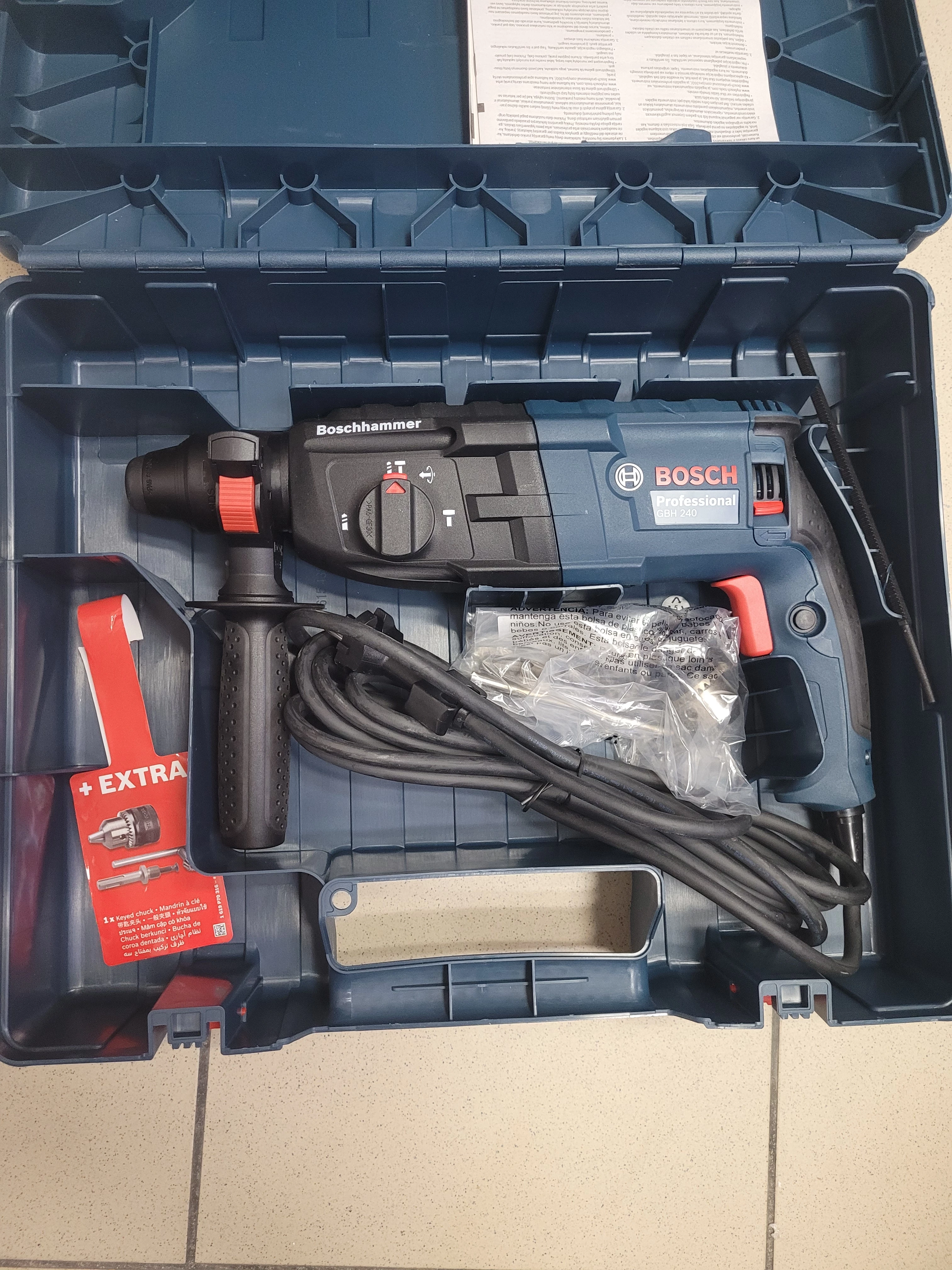 mlotowiertarka-bosch-professional-gbh-240-komplet-walizka-ideal-stan-11323-2