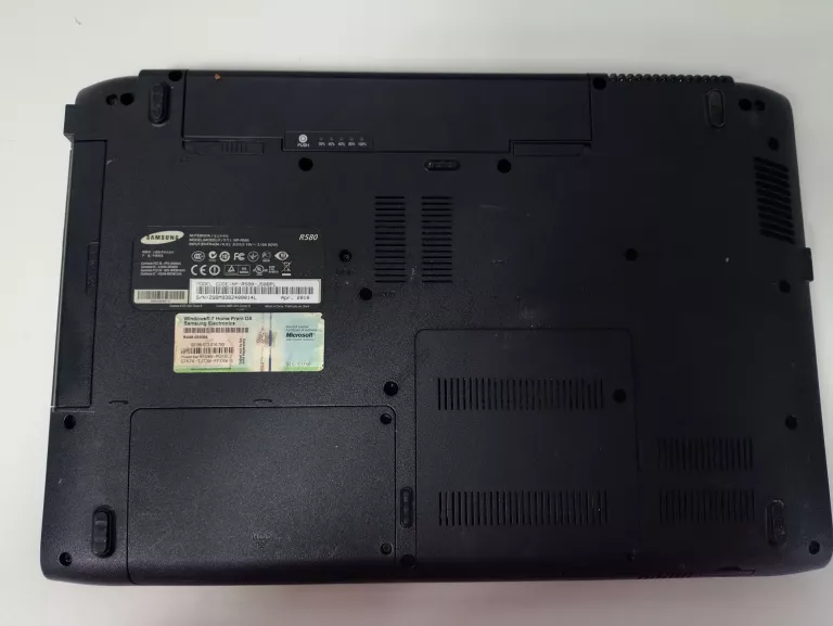 laptop-samsung-r580-i3-cpu-m330-3500gb-win-7-rozdzielczosc-px-4474-211457