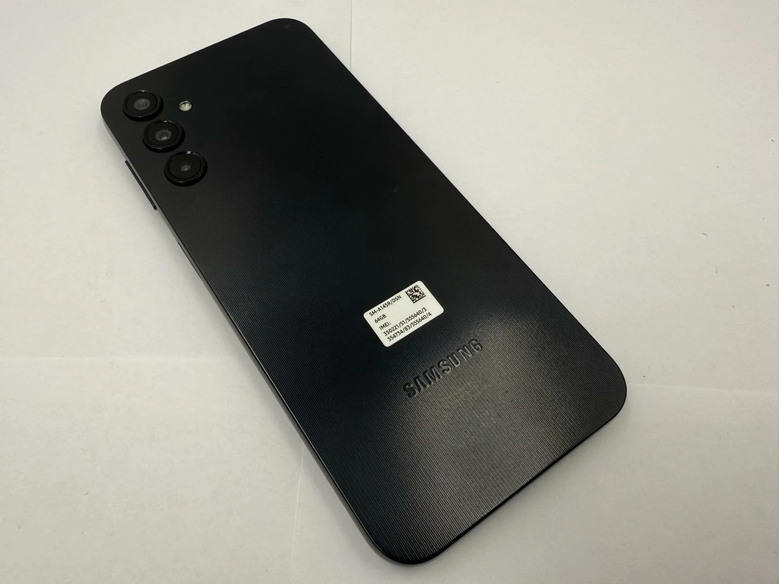 telefon-samsung-galaxy-a14-pudelko-przekatna-ekranu-660