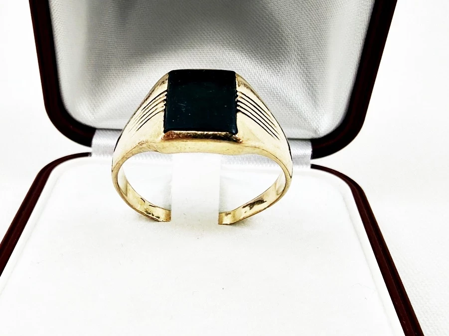 zloty-sygnet-p585-z-czarnym-kamieniem-rozmiar-26-waga-396-stan-11323-2