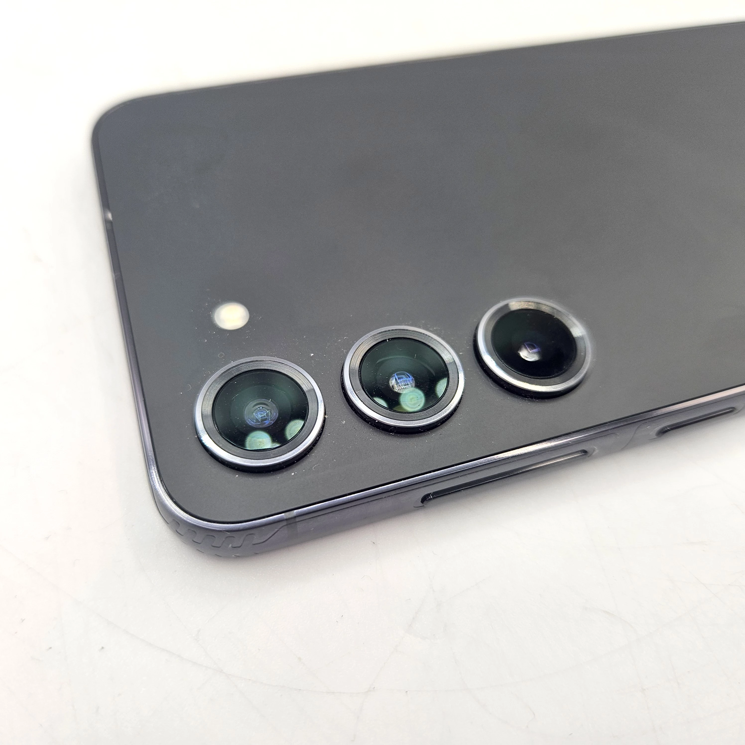 samsung-galaxy-s23-128gb-typ-202685-212929