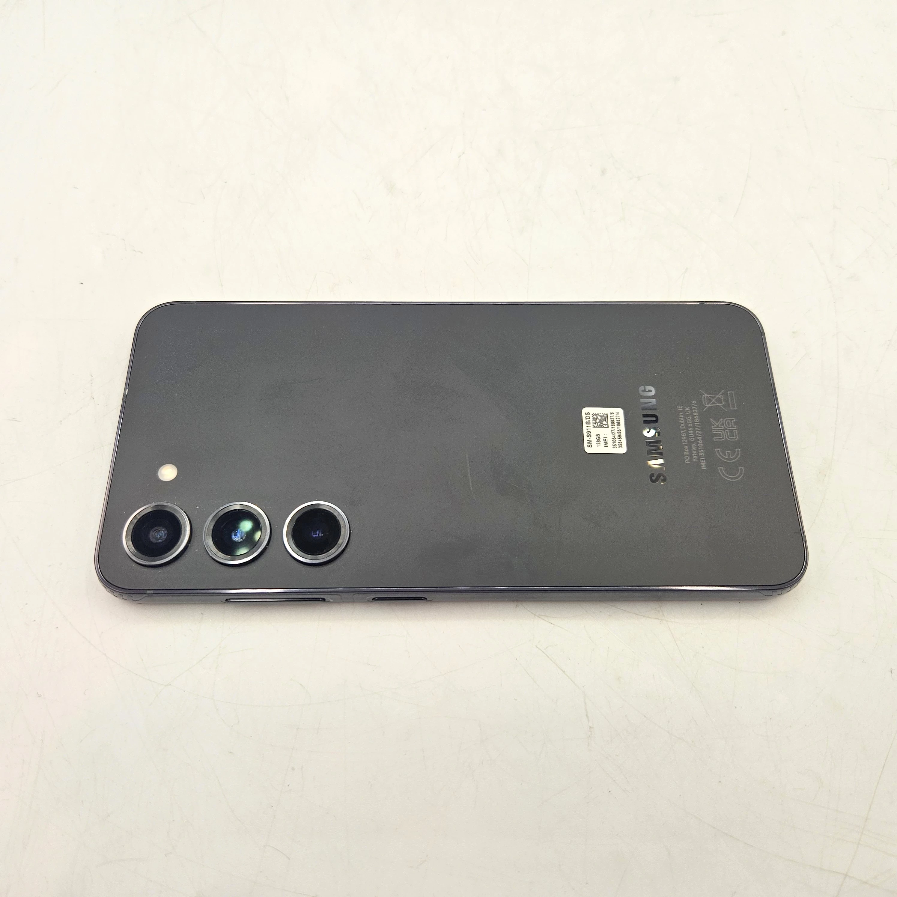 samsung-galaxy-s23-128gb-kod-producenta-sm-s911bzkdeue