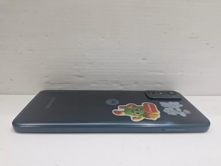 telefon-motorola-g42-typ-202685-212929