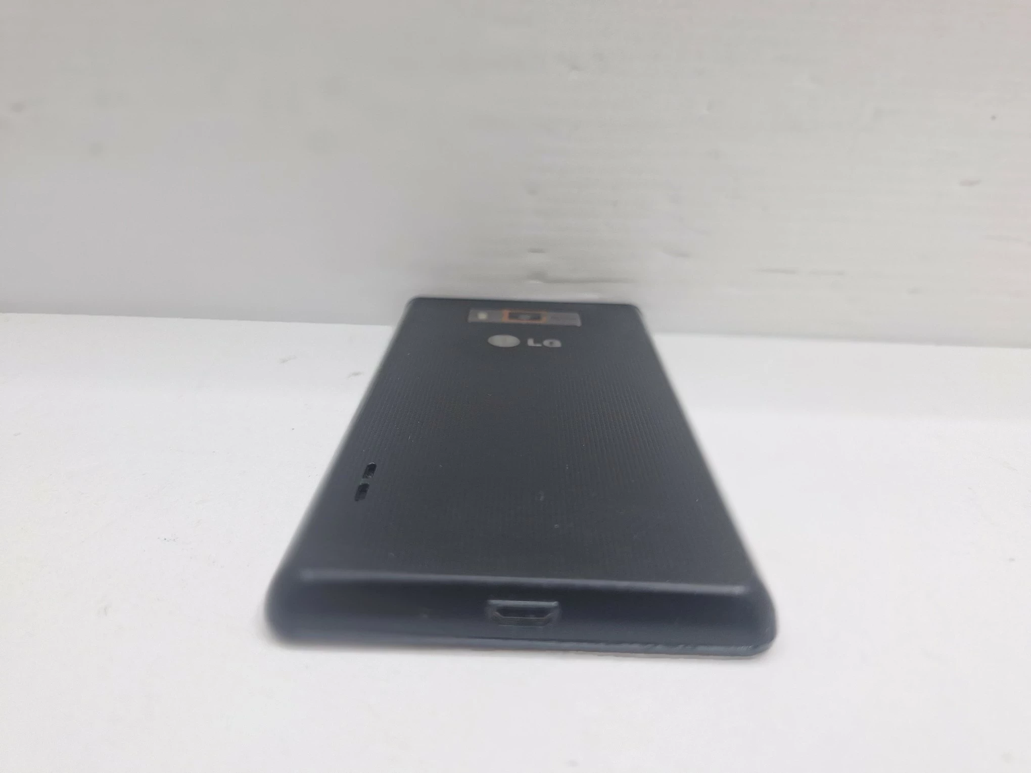 telefon-lg-p700-bn-kod-producenta-p700