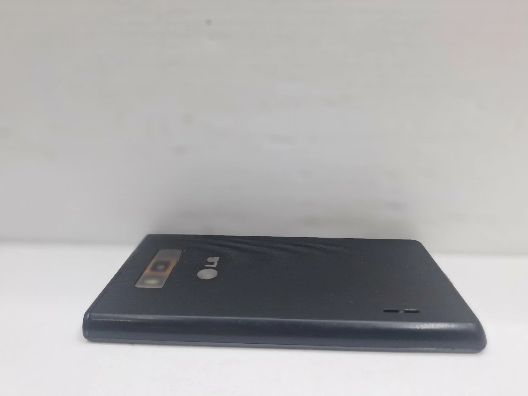 telefon-lg-p700-bn-ean-gtin-8808992060437