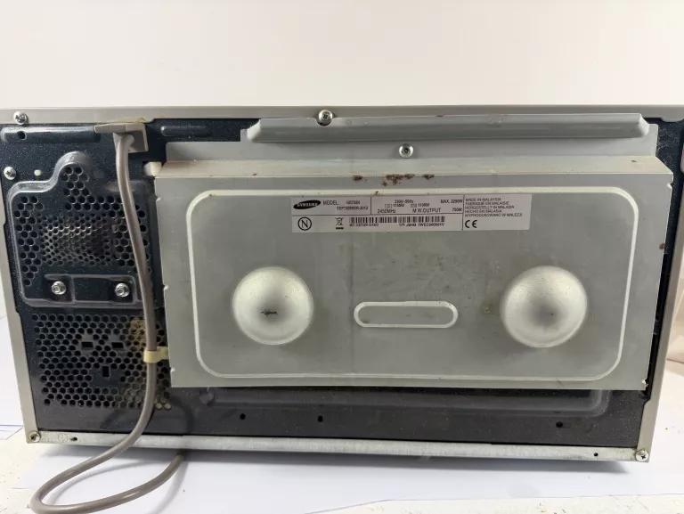 kuchenka-mikrofalowa-samsung-ge732k-s-kolor-dominujacy-129357-3