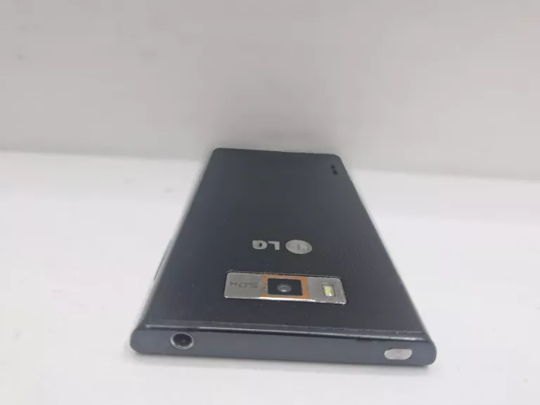 telefon-lg-p700-bn-przekatna-ekranu-430