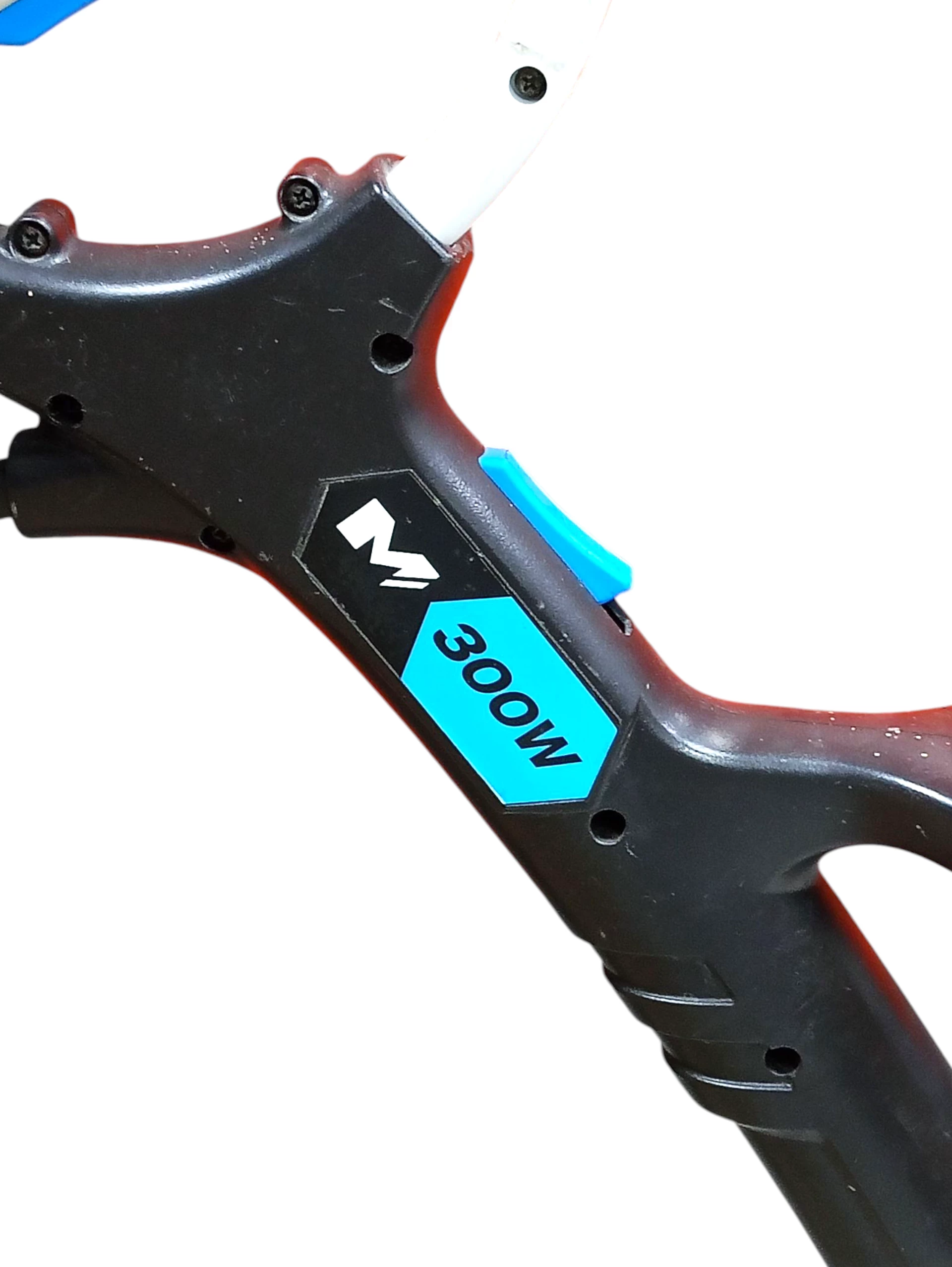 podkaszarka-elektryczna-macallister-mgtp300p-300-w-przedluzacz-10m-stan-11323-2