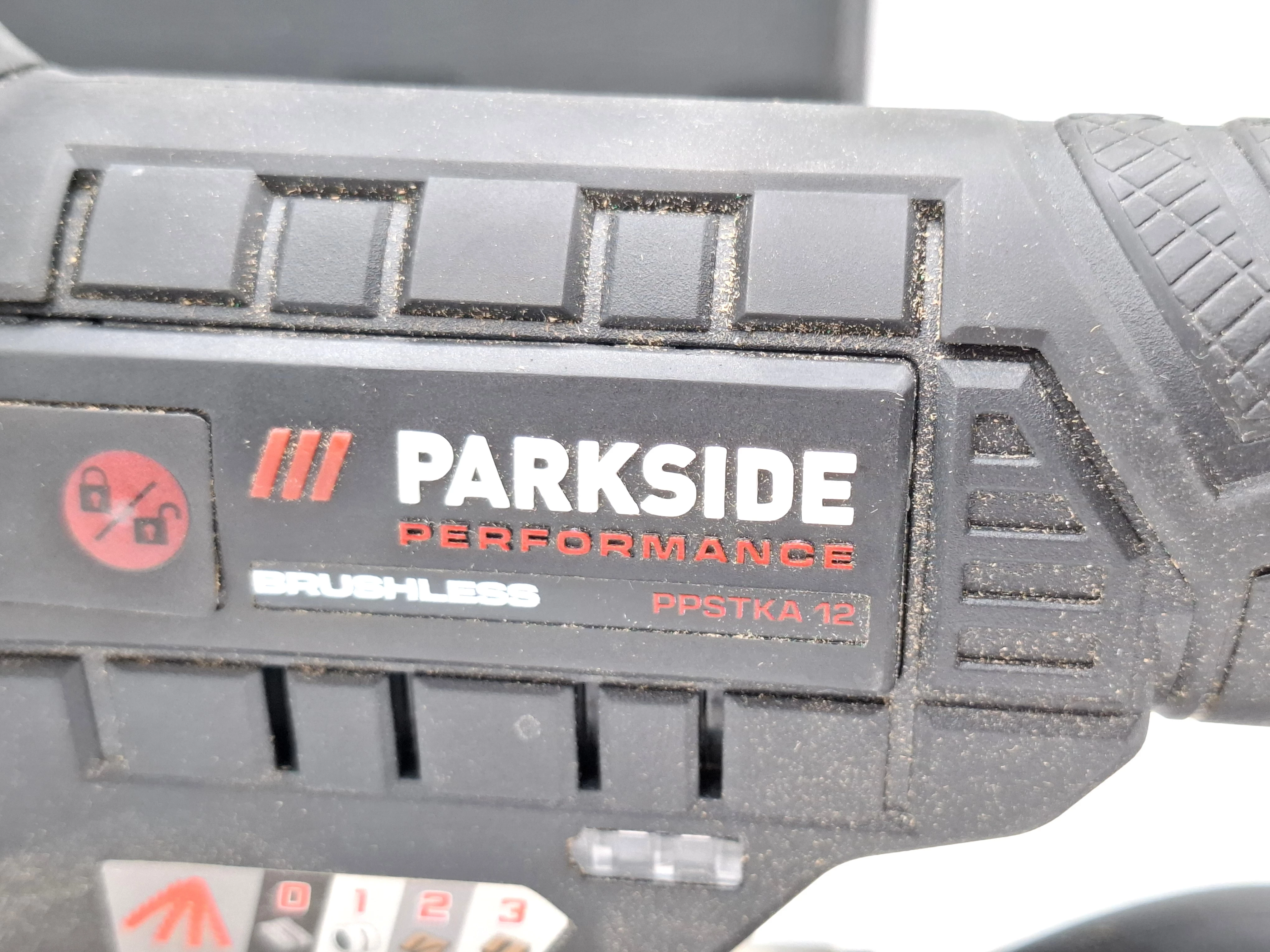 wyrzynarka-akumulatorowa-parkside-performance-ppstka-12-komplet-mocowanie-brzeszczotu-205041-222245