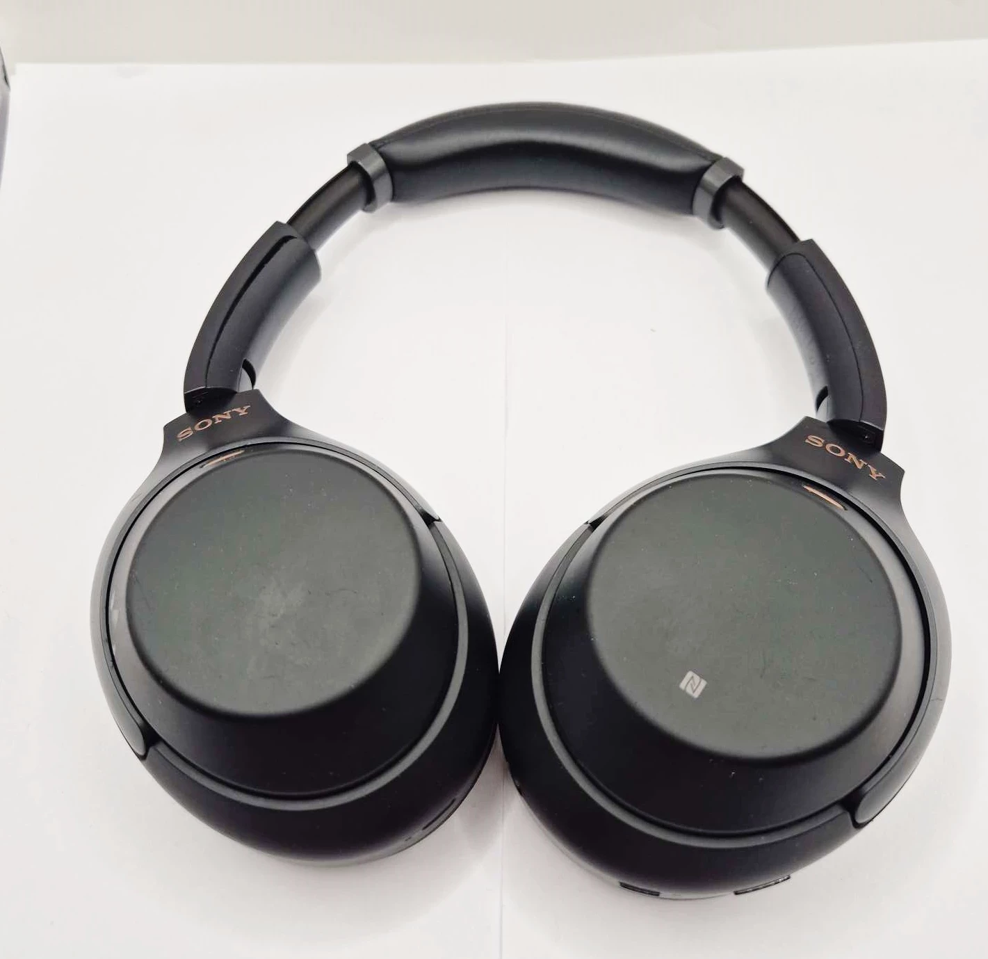 sluchawki-sony-wh-1000xm3-wada-opis-kaliska-13-turek