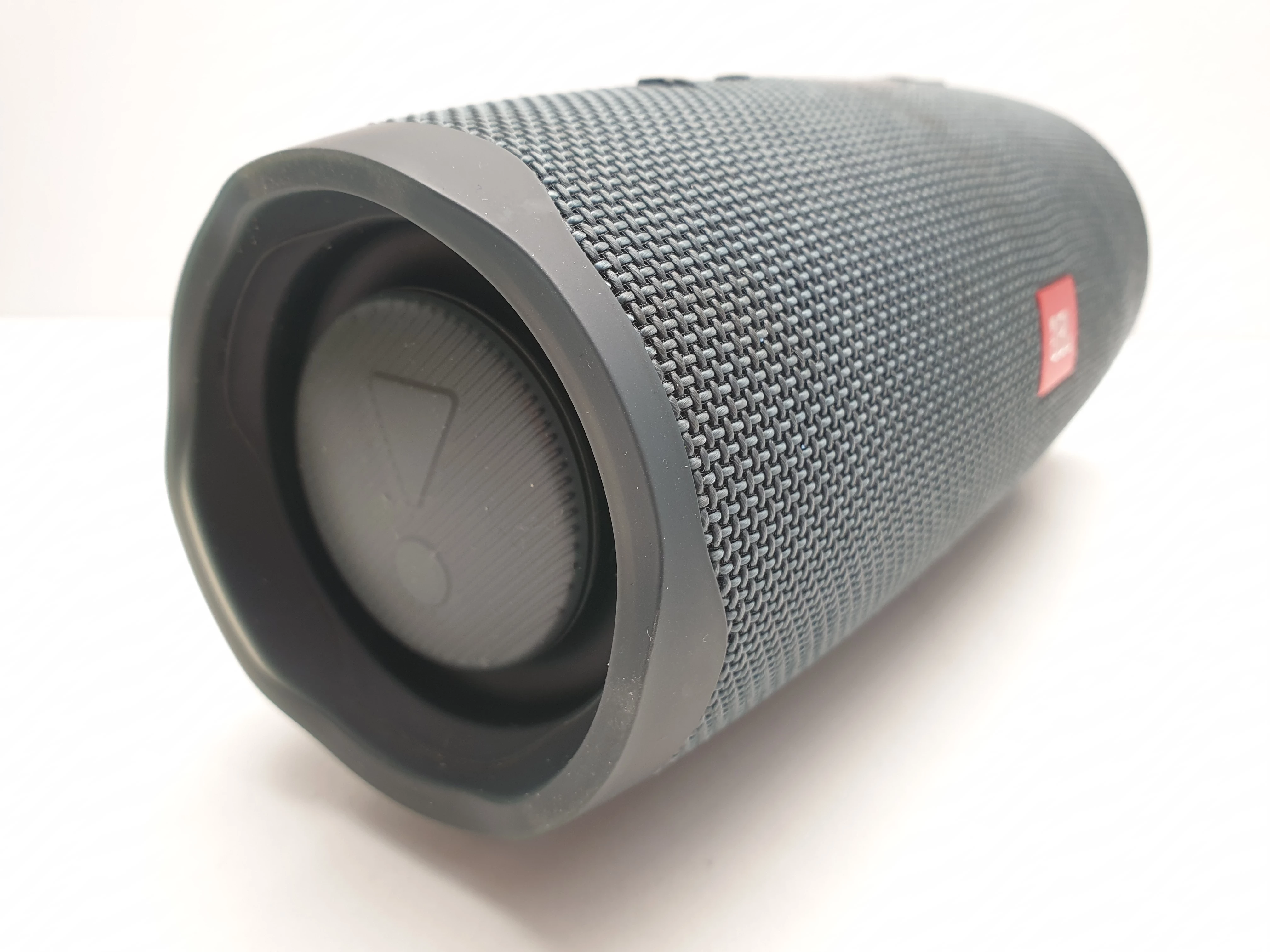 glosnik-bluetooth-jbl-charge-essential-2-moc-4000