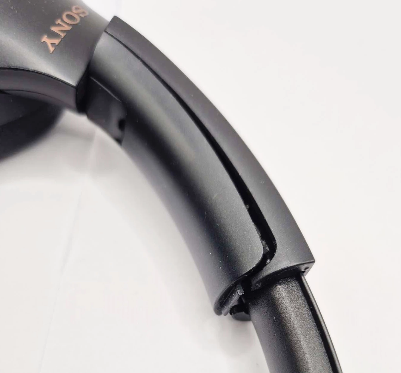 sluchawki-sony-wh-1000xm3-wada-opis-rodzaj-sluchawek-203681-217745