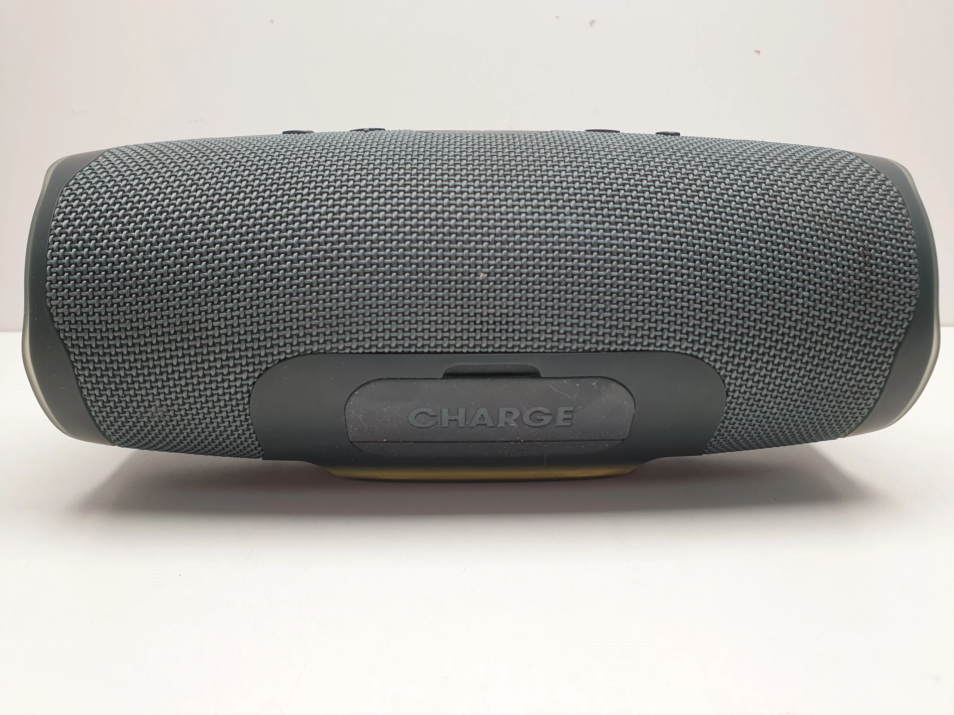 glosnik-bluetooth-jbl-charge-essential-2-funkcje-221089-2