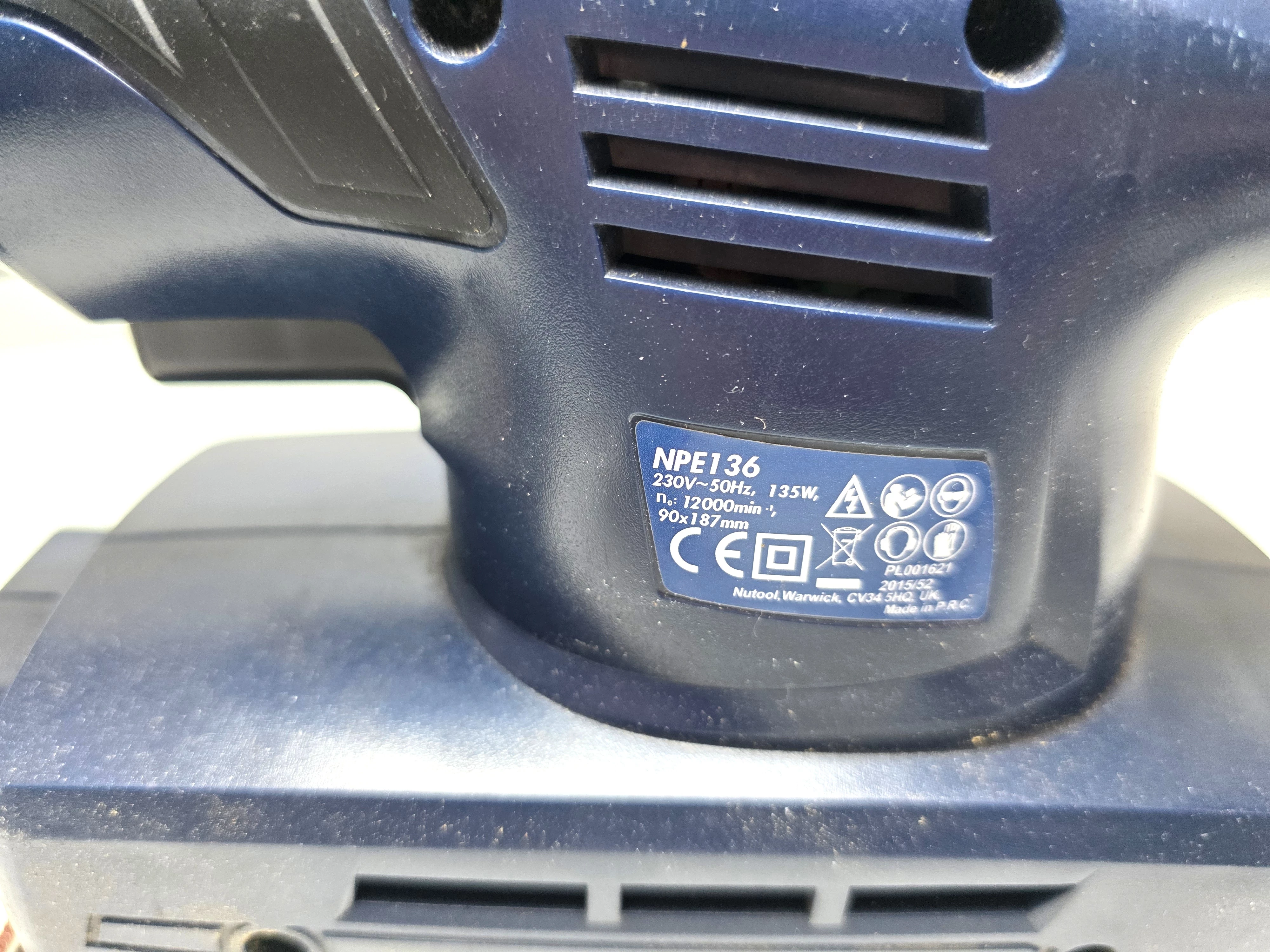 szlifierka-oscylacyjna-nupower-npe136-stan-11323-2