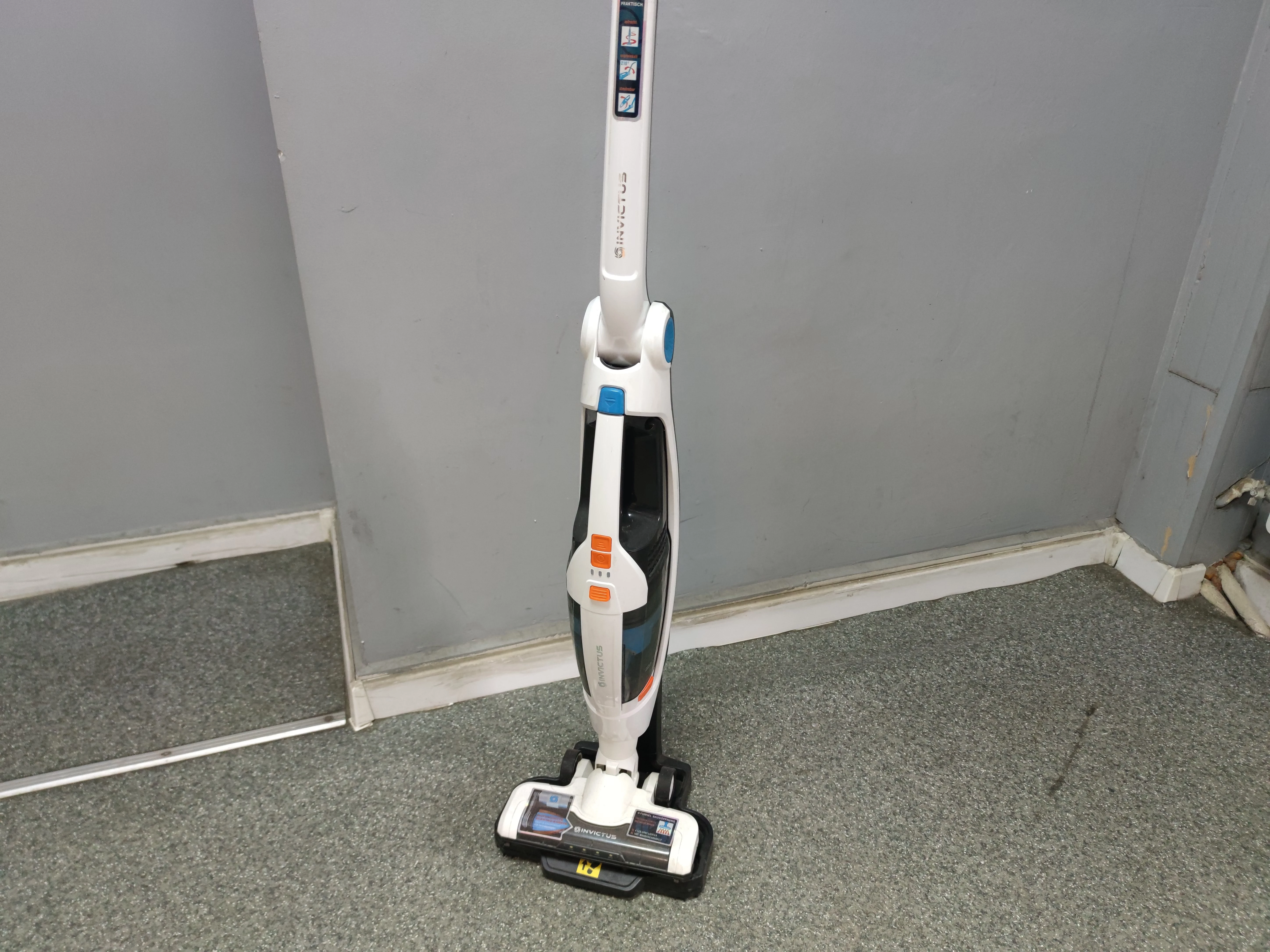 odkurzacz-akumulatorowy-pionowy-kod-producenta-nh2002