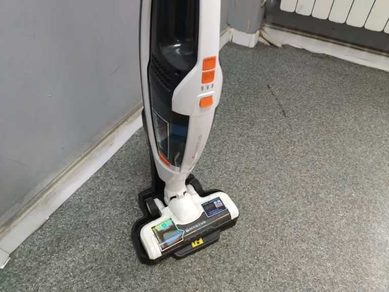 odkurzacz-akumulatorowy-pionowy-moc-38000