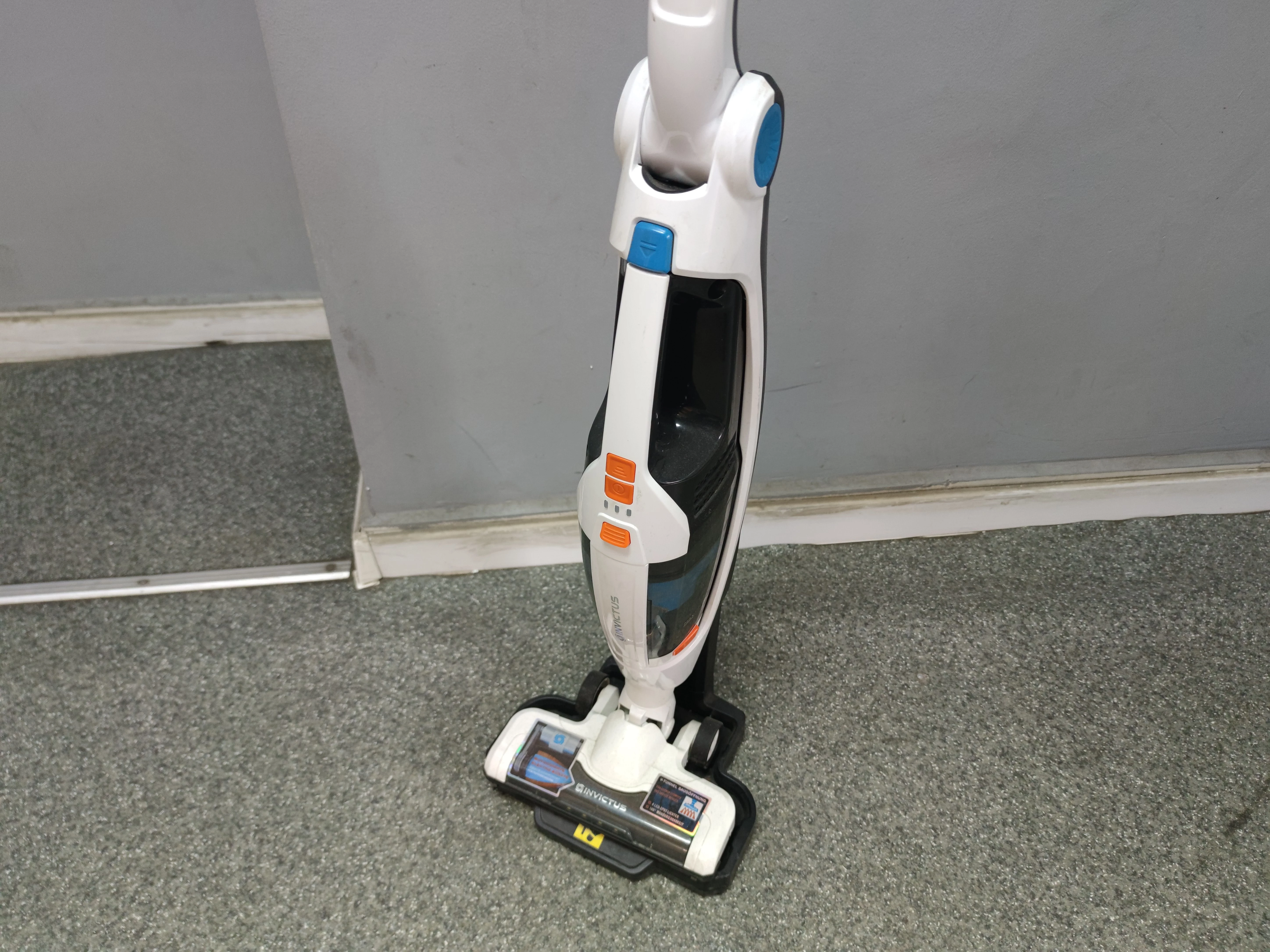 odkurzacz-akumulatorowy-pionowy-ean-gtin-8057158461186