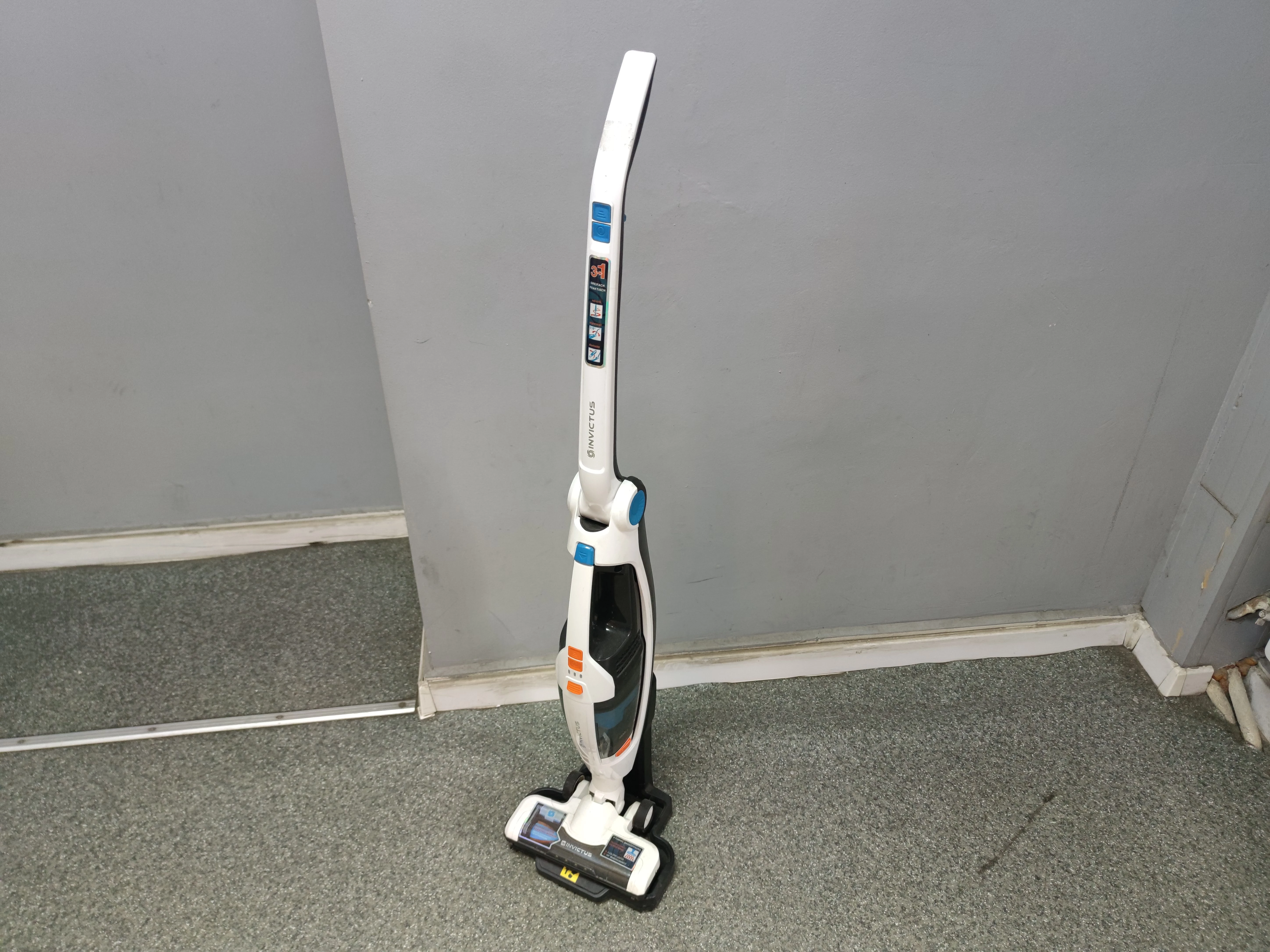 odkurzacz-akumulatorowy-pionowy-jagiellonska-14-sanok-tsc2-spj