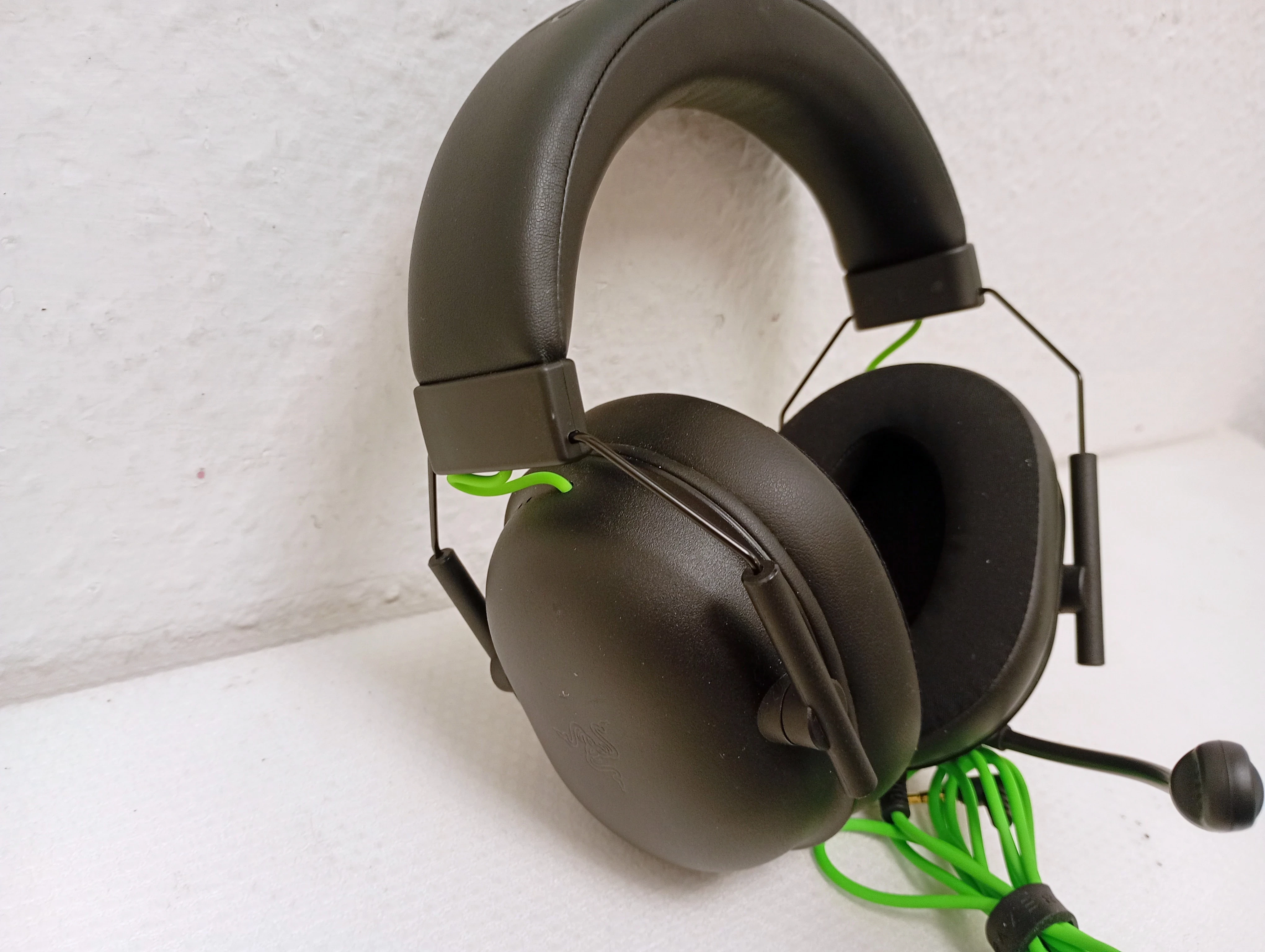 sluchawki-gamerskie-przewodowe-razer-blackshark-v2-x-komplet-stan-11323-2