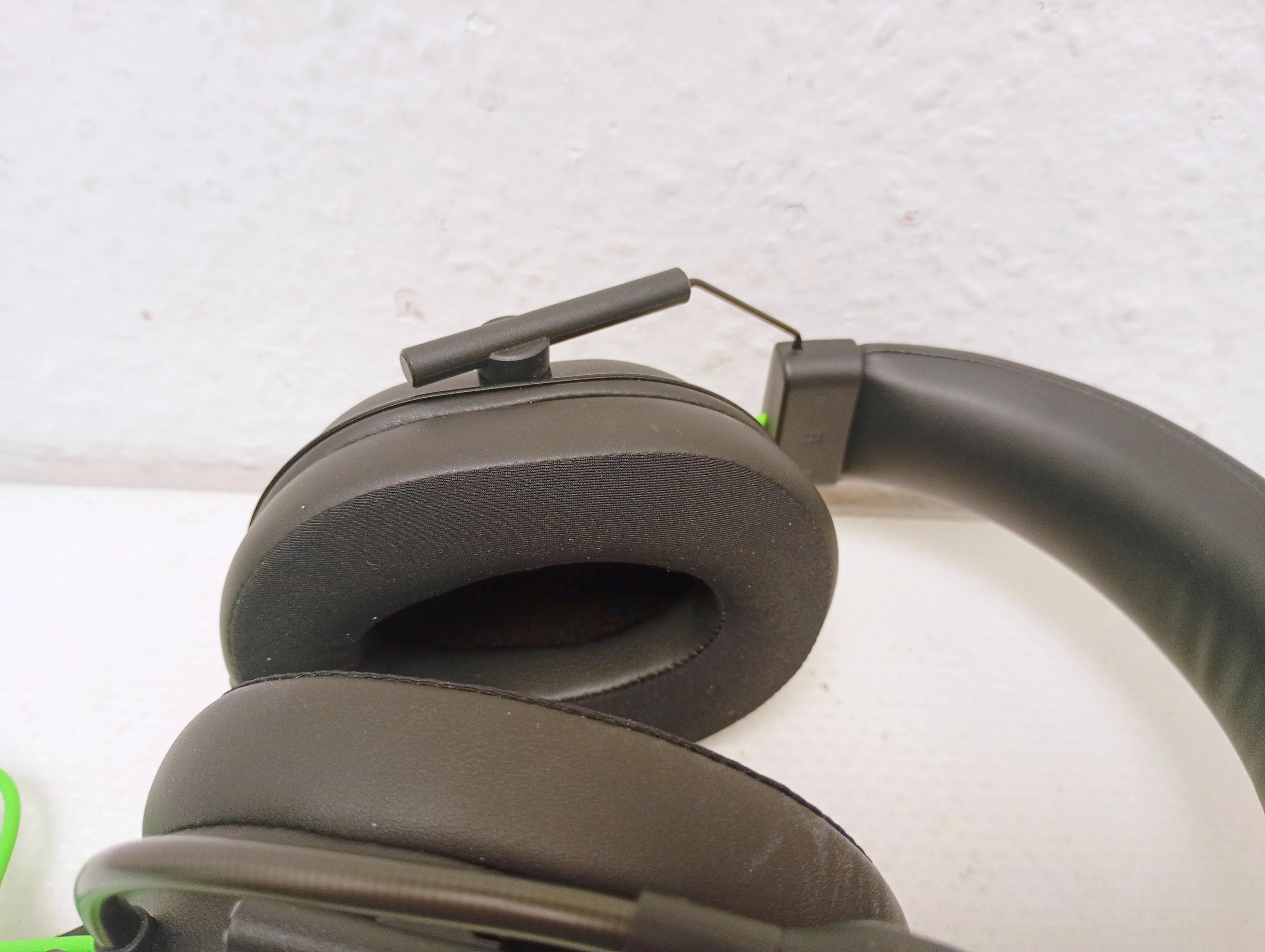 sluchawki-gamerskie-przewodowe-razer-blackshark-v2-x-komplet-marka-248811-1134072