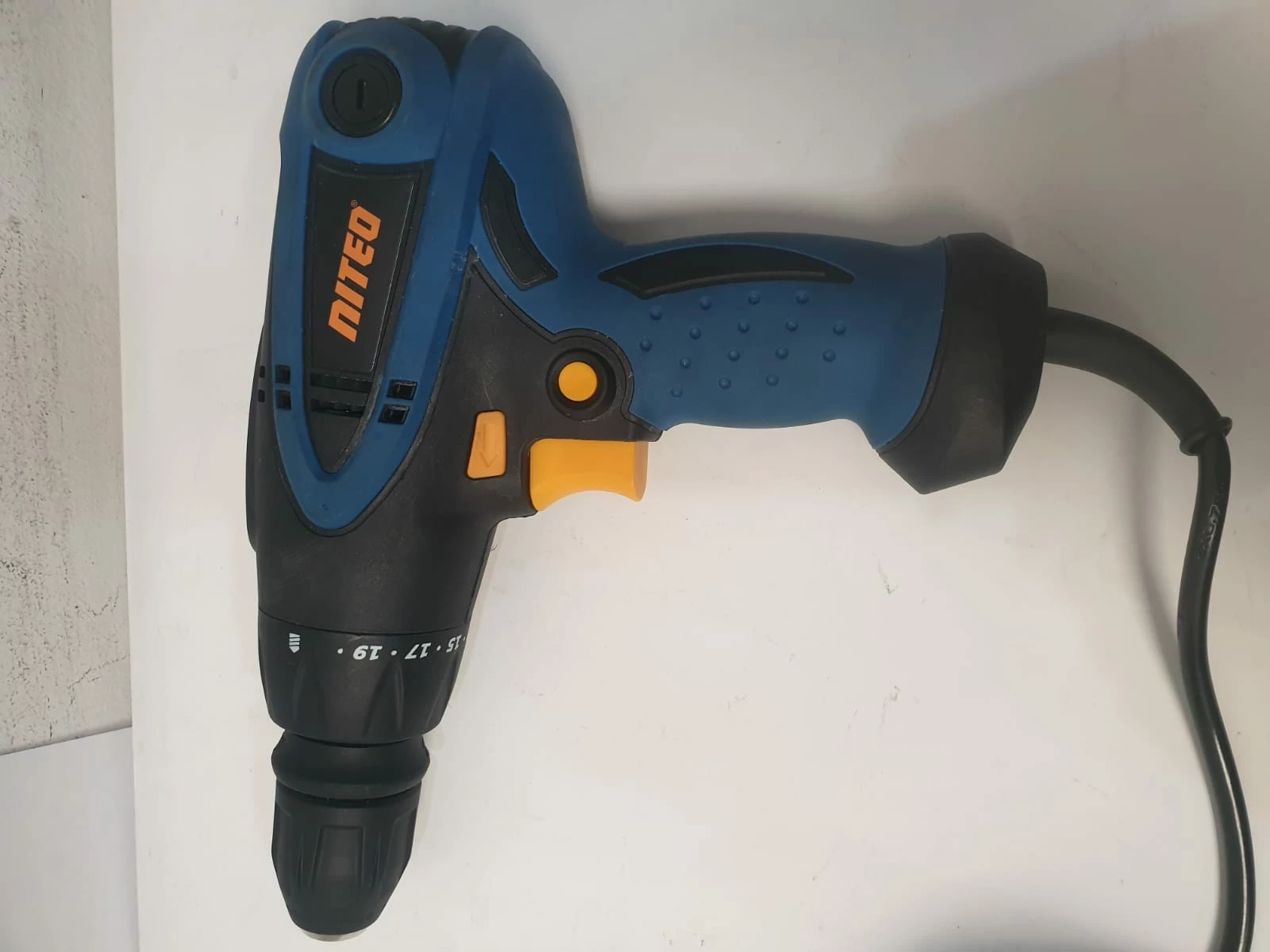 wiertarko-wkretarka-sieciowa-niteo-300-w-ntd0140-23-typ-249188-1120138