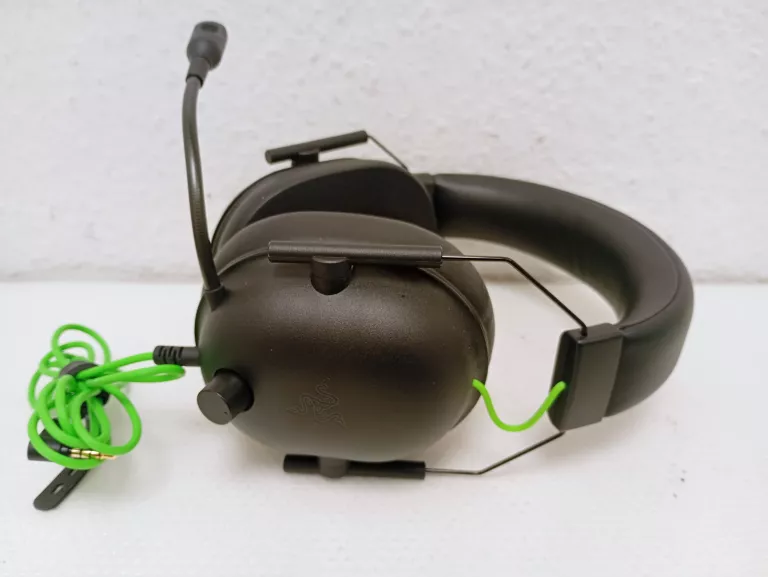 sluchawki-gamerskie-przewodowe-razer-blackshark-v2-x-komplet-kod-producenta-rz04-03240100-r3m1
