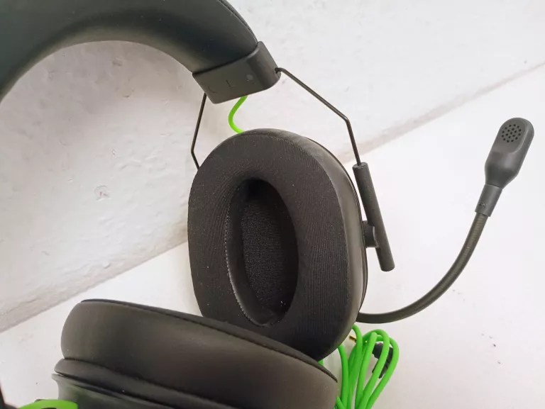 sluchawki-gamerskie-przewodowe-razer-blackshark-v2-x-komplet-kolor-249512-1647413