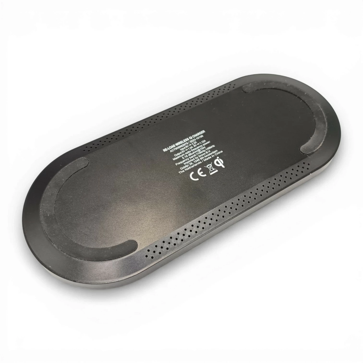 podwojna-bezprzewodowa-ladowarka-re-load-20-watow-zestaw-czarny-stan-11323-2