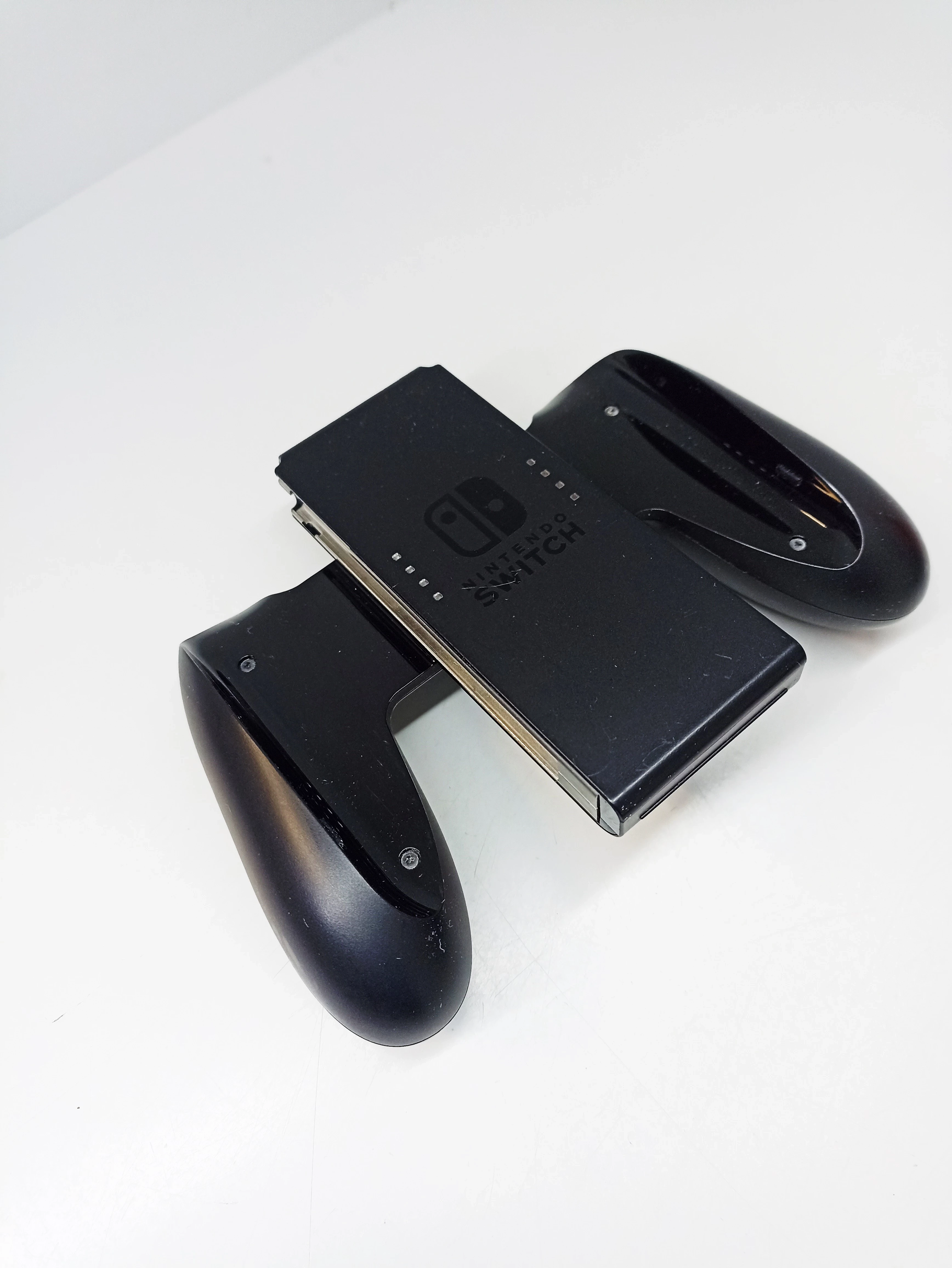 konsola-nintendo-switch-hac-001-zestaw-liczba-kontrolerow-w-zestawie-205994-225554