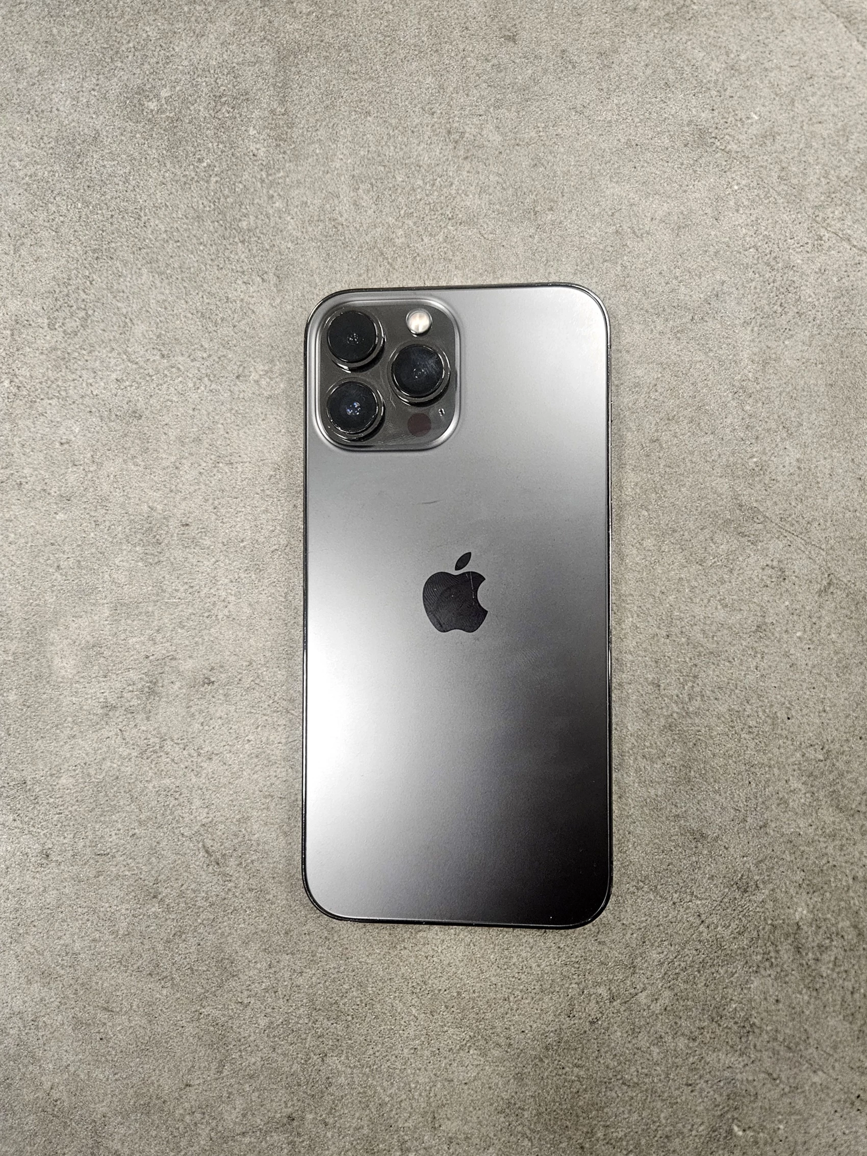 telefon-iphone-13-pro-max-128-gb-stan-11323-2