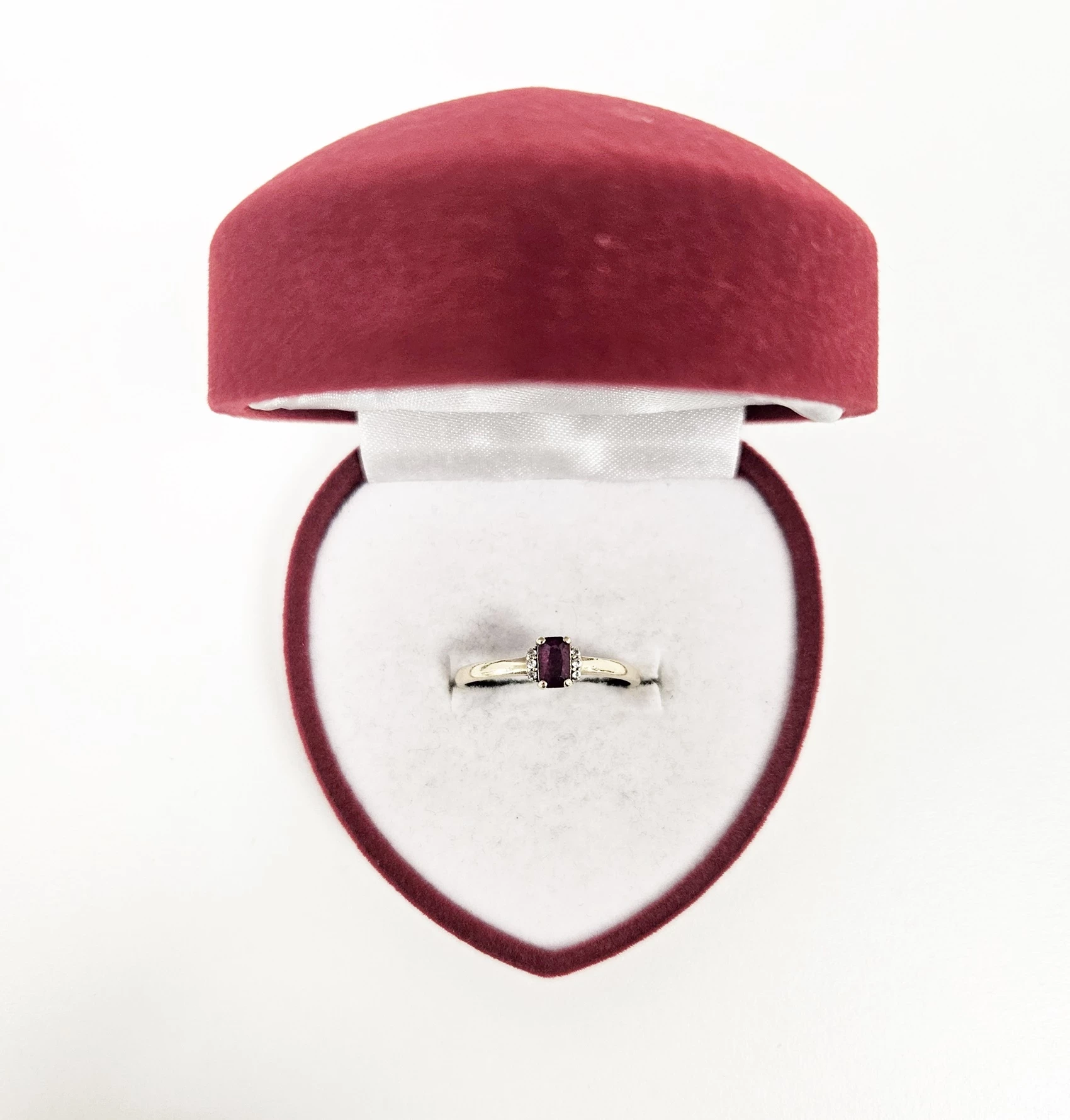 wyrob-jubilerski-uzywany-zloty-pierscionek-585108g-krupowki-75-zakopane