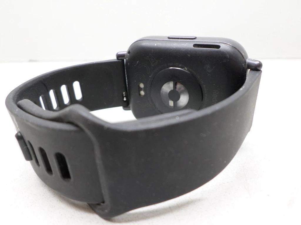 smartwatch-no-name-model-249460-1651273