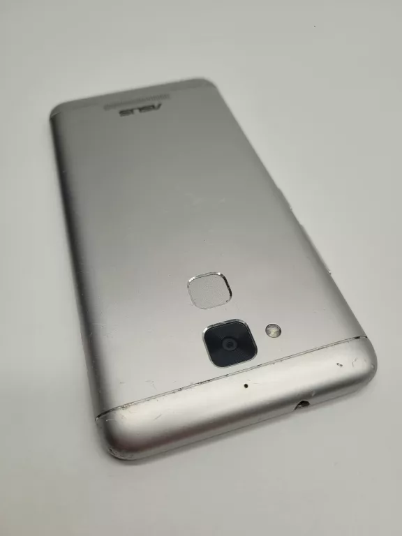 smartfon-asus-zenfone-3-232gb-52-przekatna-ekranu-520