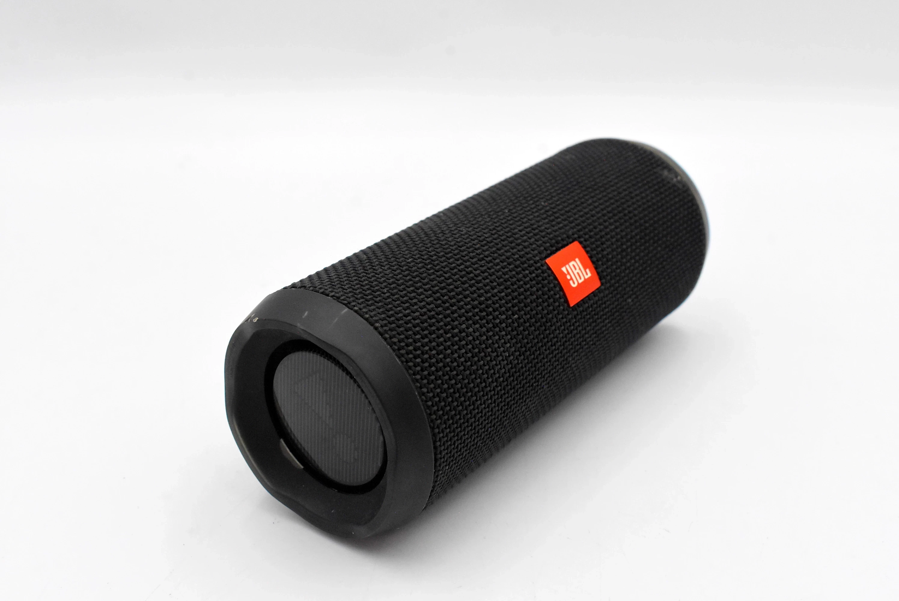 glosnik-bluetooth-jbl-flip-4-czarny-16w-ean-gtin-036000010039