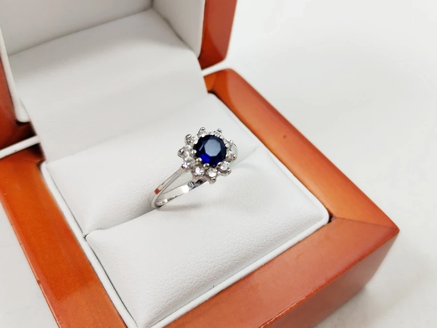 pierscionek-z-bialego-zlota-585-14k-212g-9r-kamien-17088-8388608