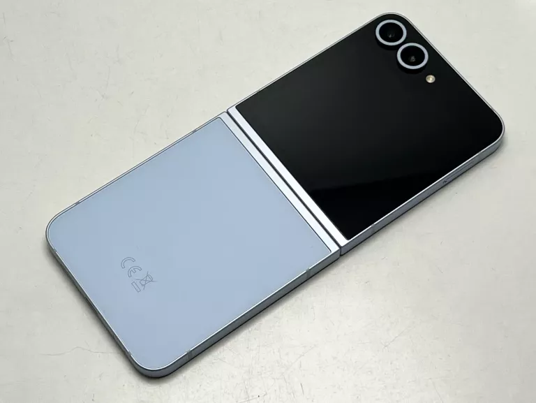 telefon-samsung-galaxy-z-flip-6-12256-kod-producenta-sm-f741blbgeue