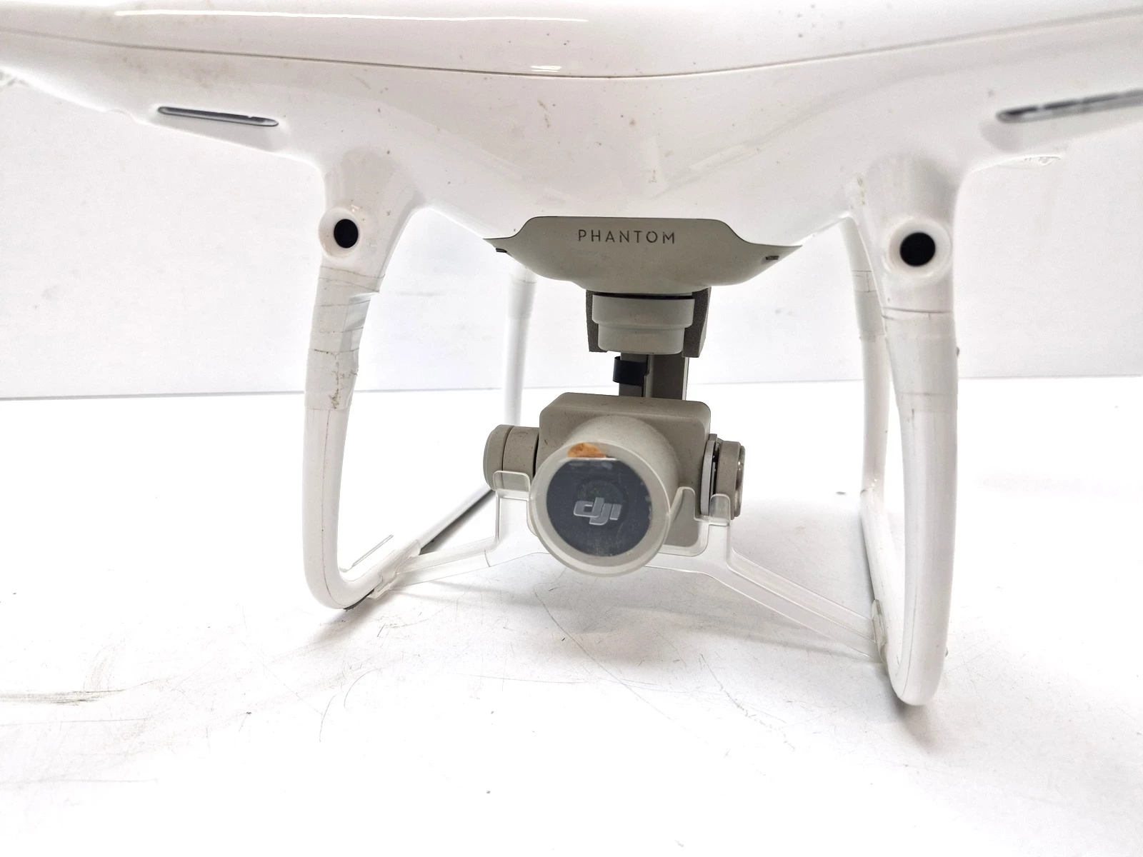 dron-dji-phantom-4-duzy-zestaw-model-phantom-4-advanced