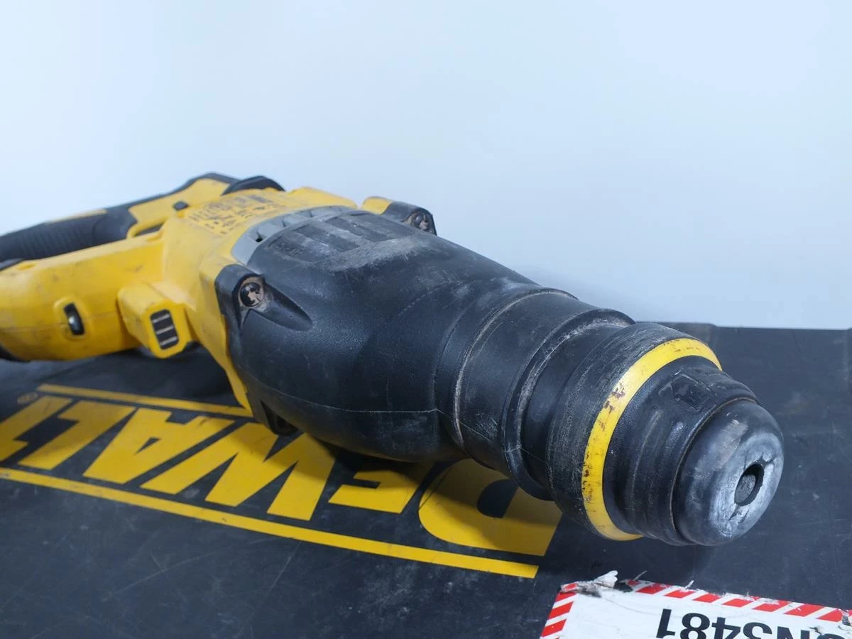 mlotowiertarka-akumulatorowa-xr-18v-sds-plus-30j-dch263n-walizka-funkcyjnosc-205137-222597