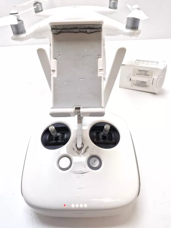 dron-dji-phantom-4-duzy-zestaw-ean-gtin-6958265144462